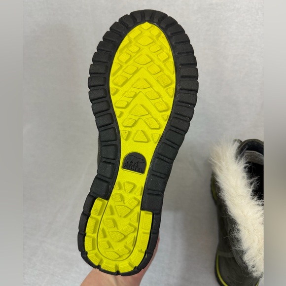 Sorel Cozy Cate Peat Moss Quilted Winter Lace-Up Boots - Picture 14 of 14